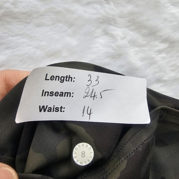 LULULEMON Fast & Free 7/8 Tight II *Nulux - Picture 9 of 10